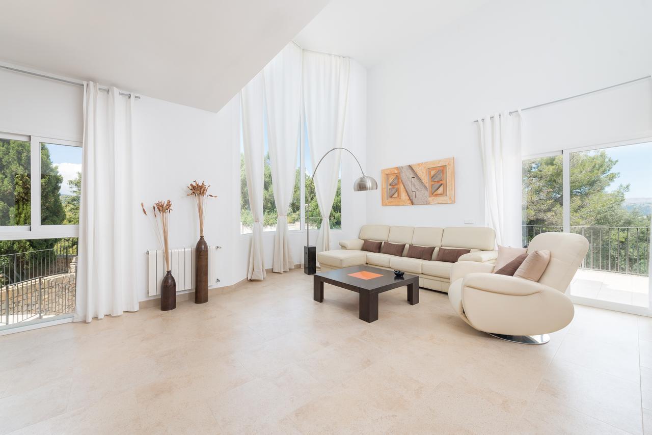 Talaiot 25 Villa